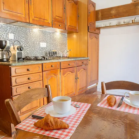 Semesterbostad Location 2/4 Personnes A Palheres Villefort (Lozere)