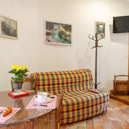 Location 2/4 Personnes A Palheres Holiday home